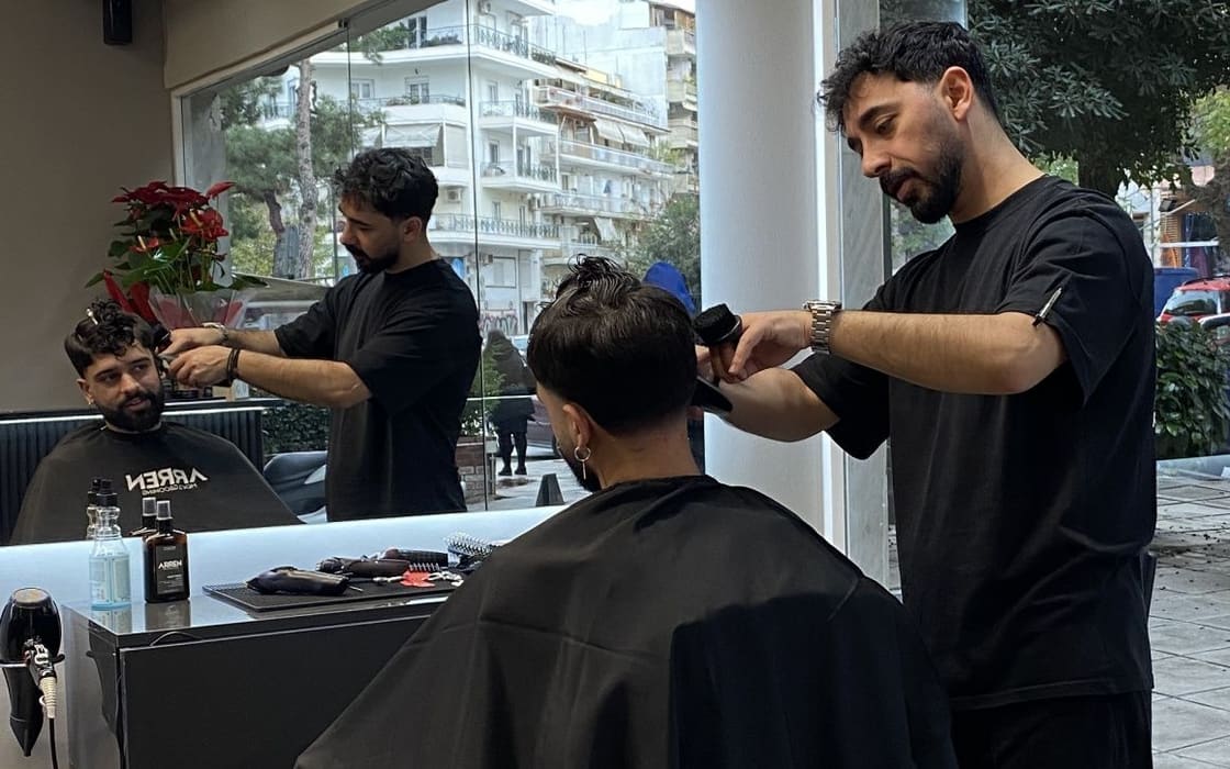 Κούρεμα σε εξέλιξη στο BK HAIR STUDIO
